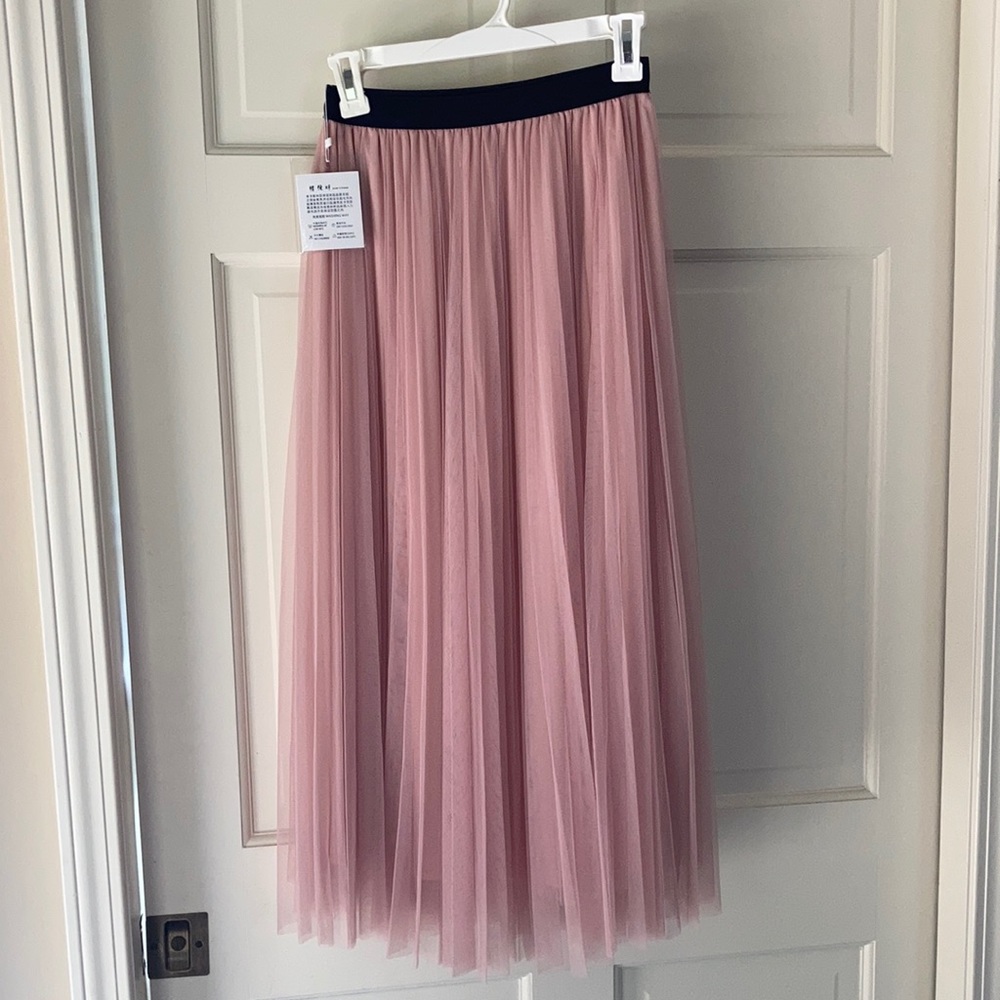 Blush tulle skirt - never worn